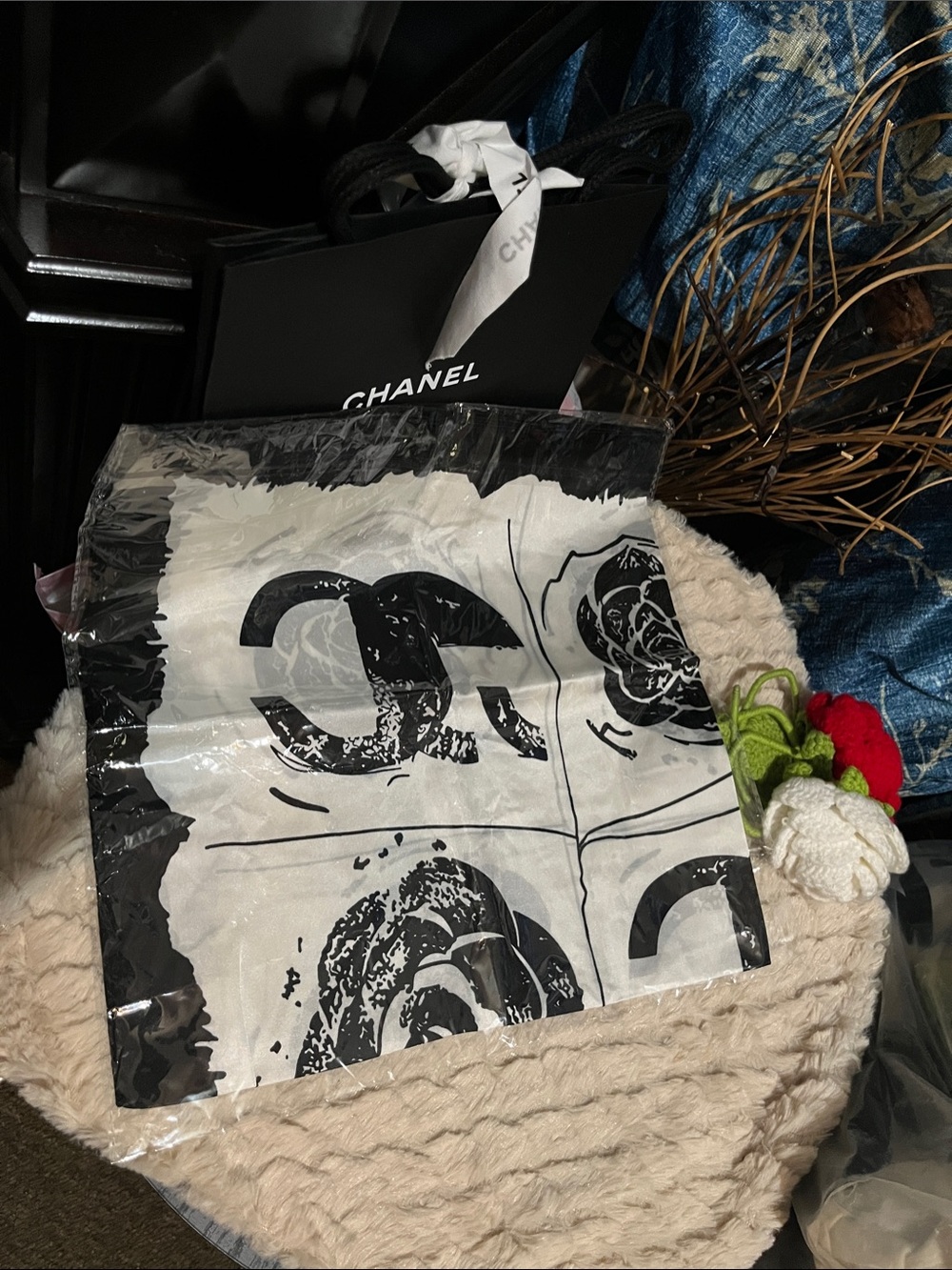 nwt Scarf